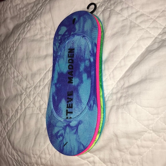 Steve Madden Other - NWOT Steve Madden No-show socks - pack of 4